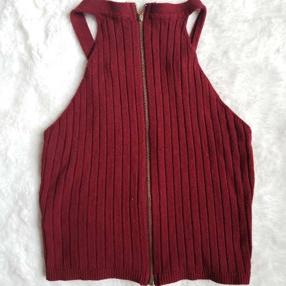 Maroon Crop Top - Picture 2 of 4